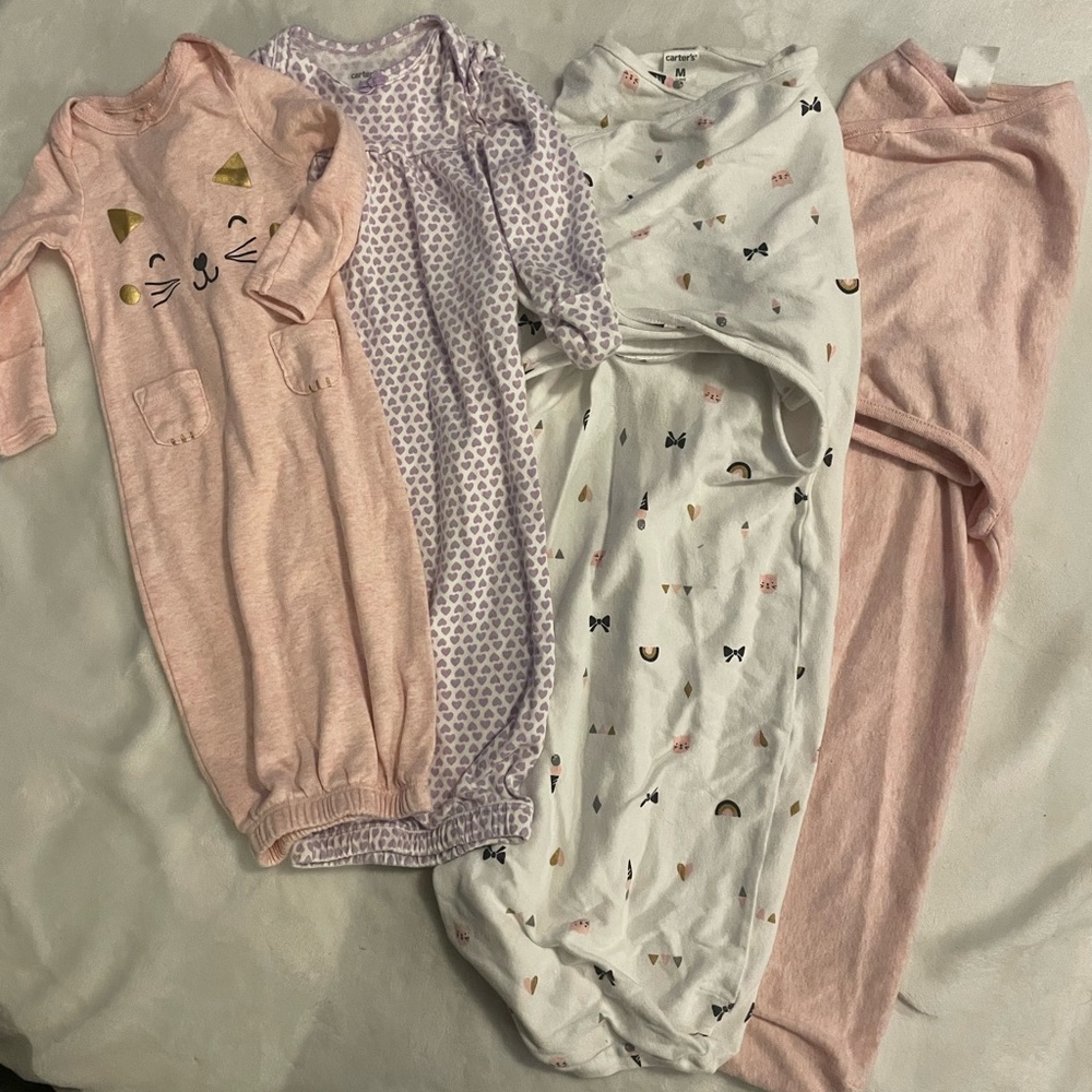 Baby girl sleep bundle Swaddles (M) & gowns NB & 3M